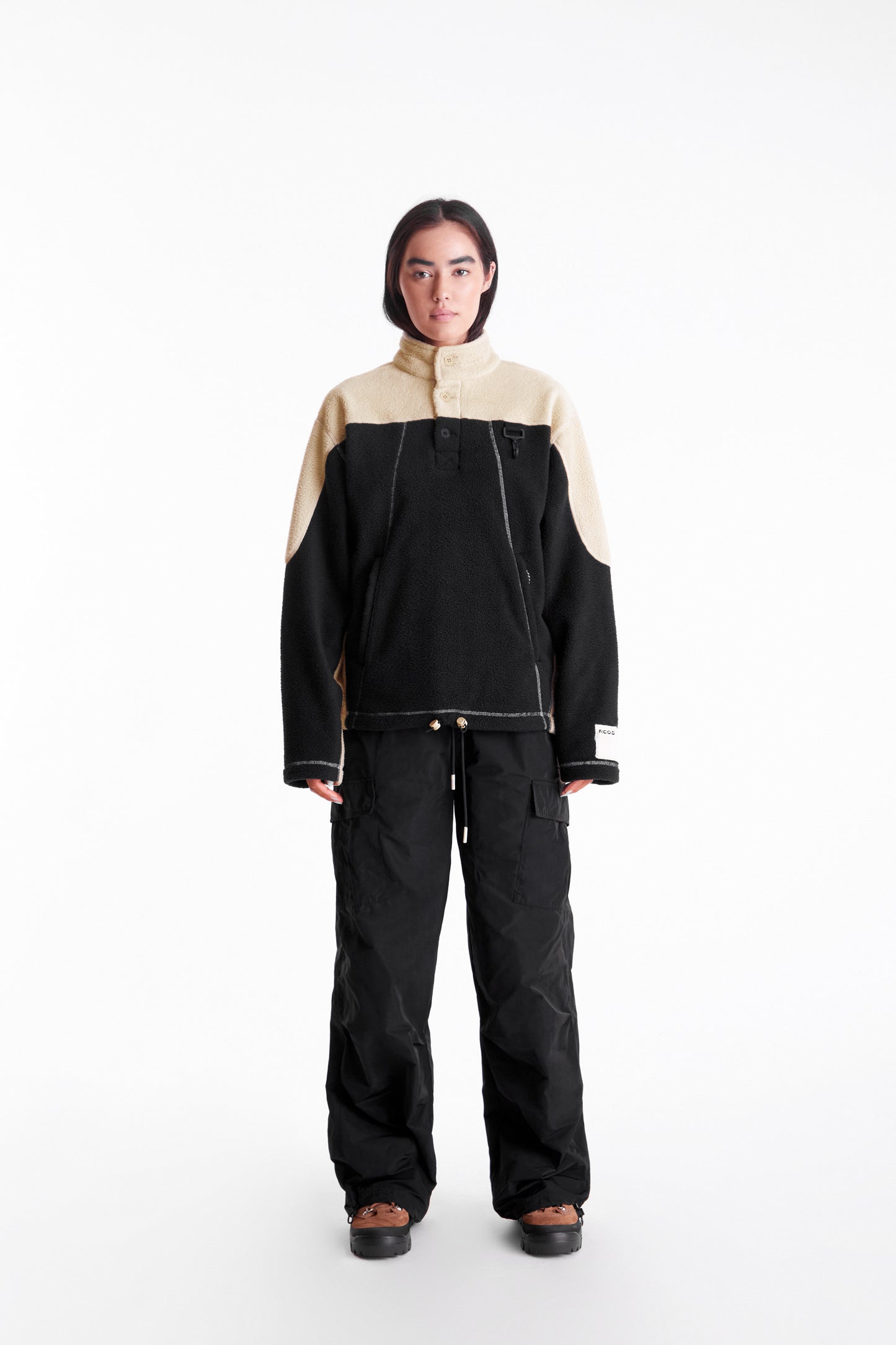 Sherpa Fleece Collared Pullover in Khaki & Black