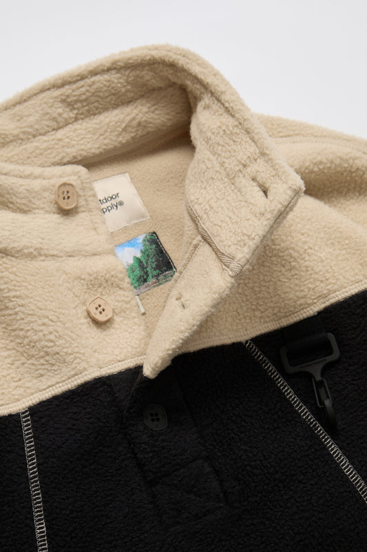 Sherpa Fleece Collared Pullover in Khaki & Black