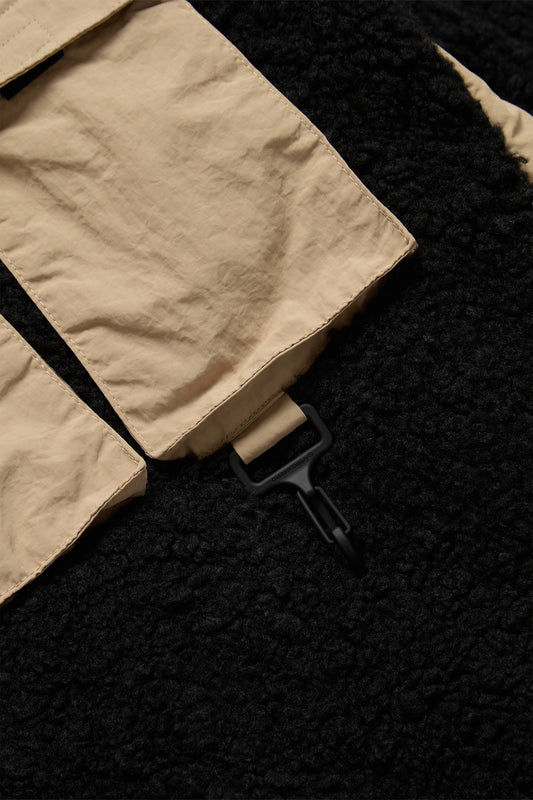 Hooded Sherpa Fleece Anorak in Black & Khaki
