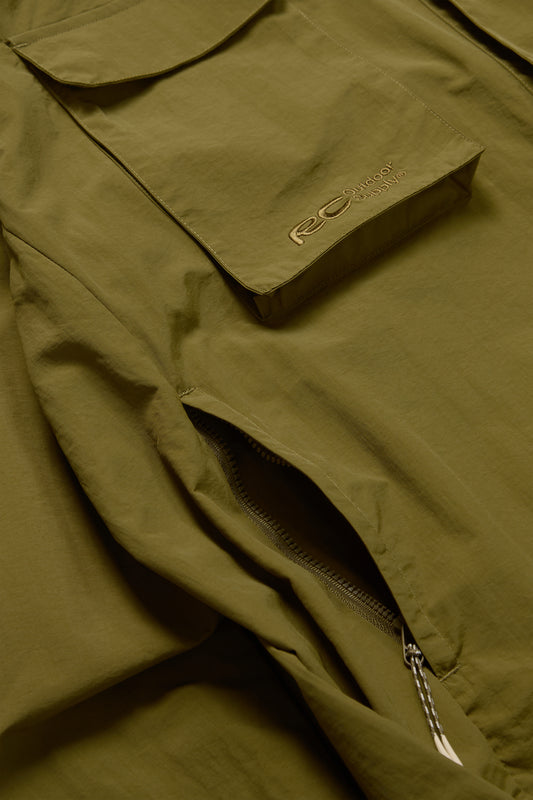 Nylon Cargo Anorak in Olive