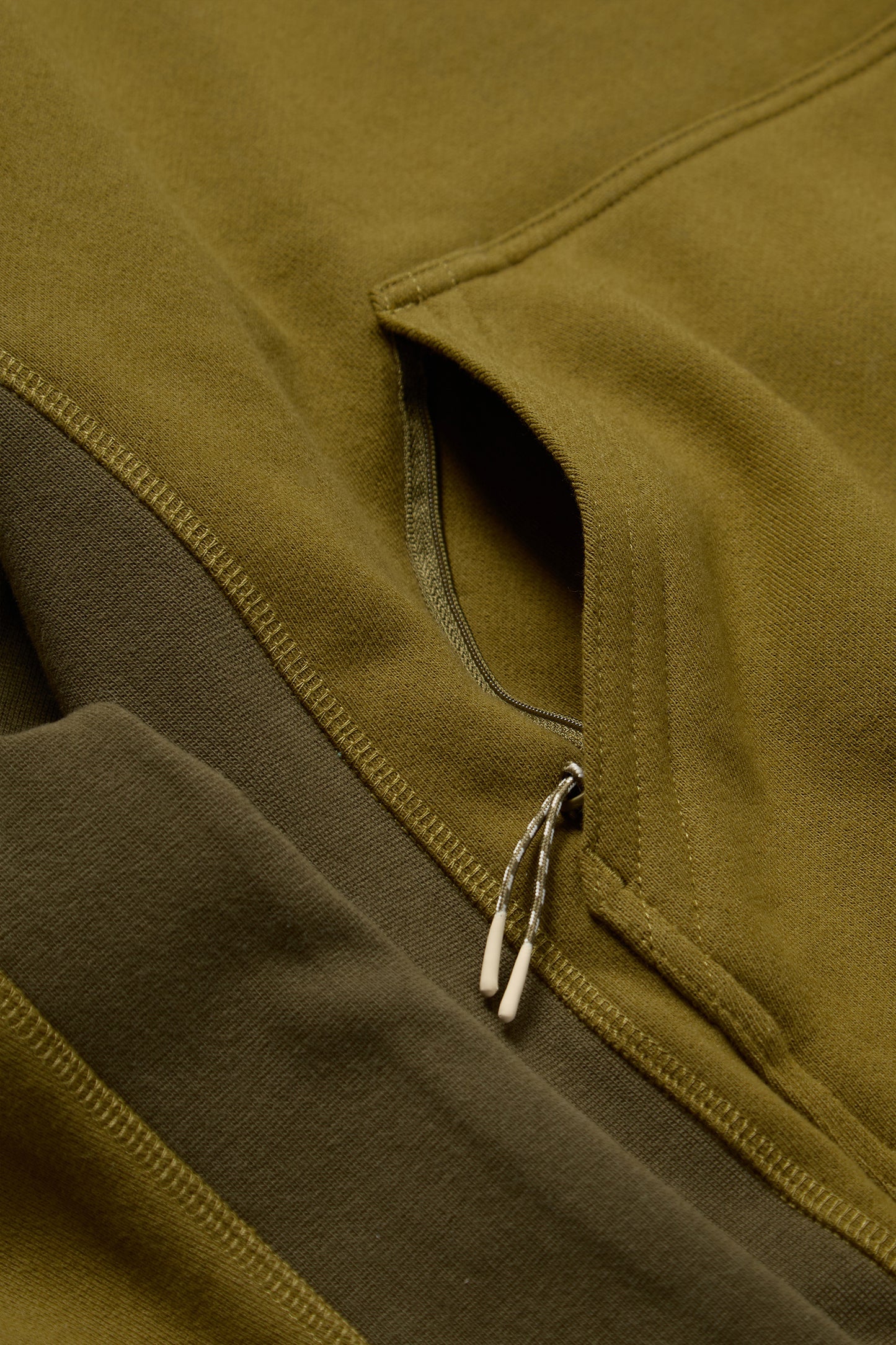 Arrows Hoodie in Olive