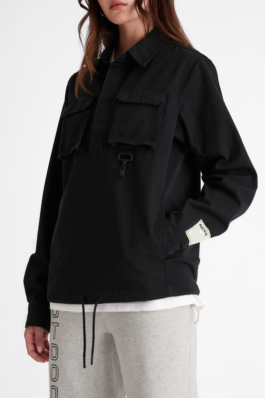 Cotton Cargo Pullover Shirt in Black