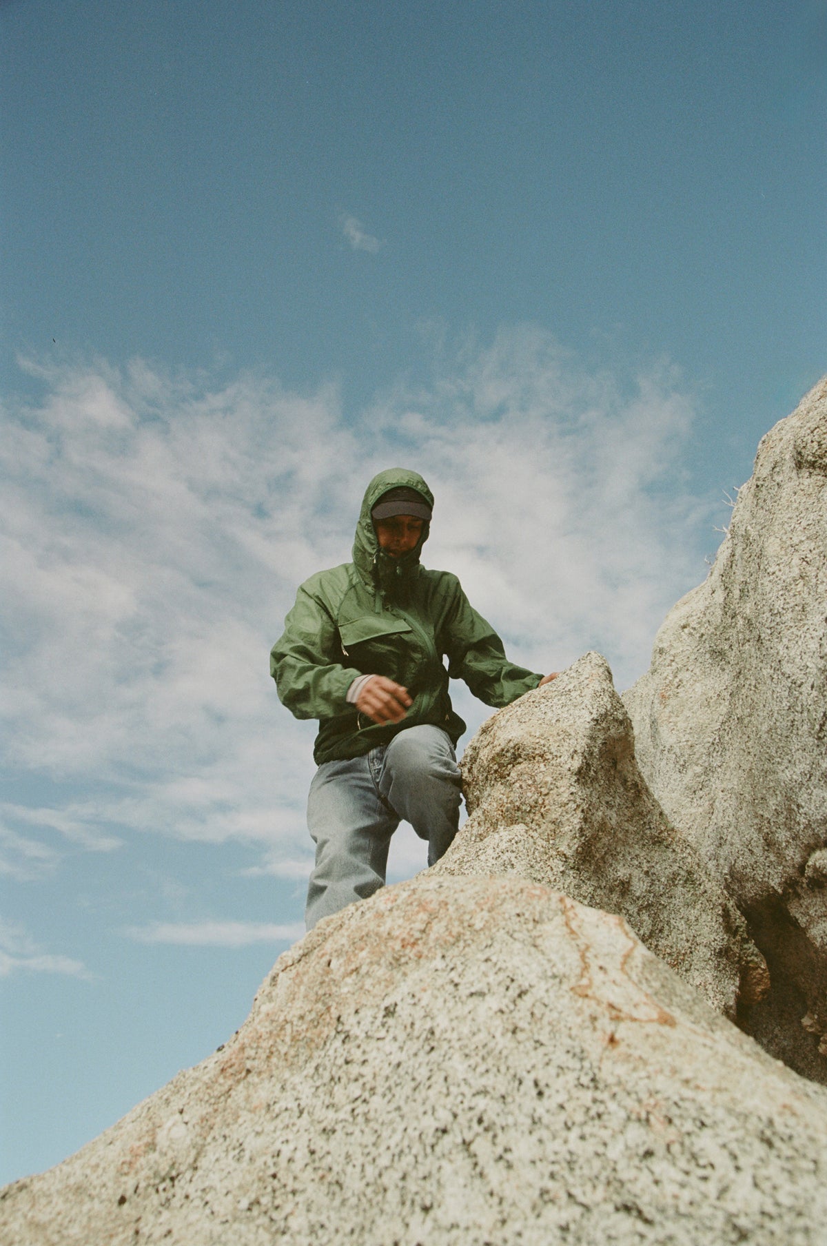 Packable Nylon Ripstop Jacket in Gradient Green