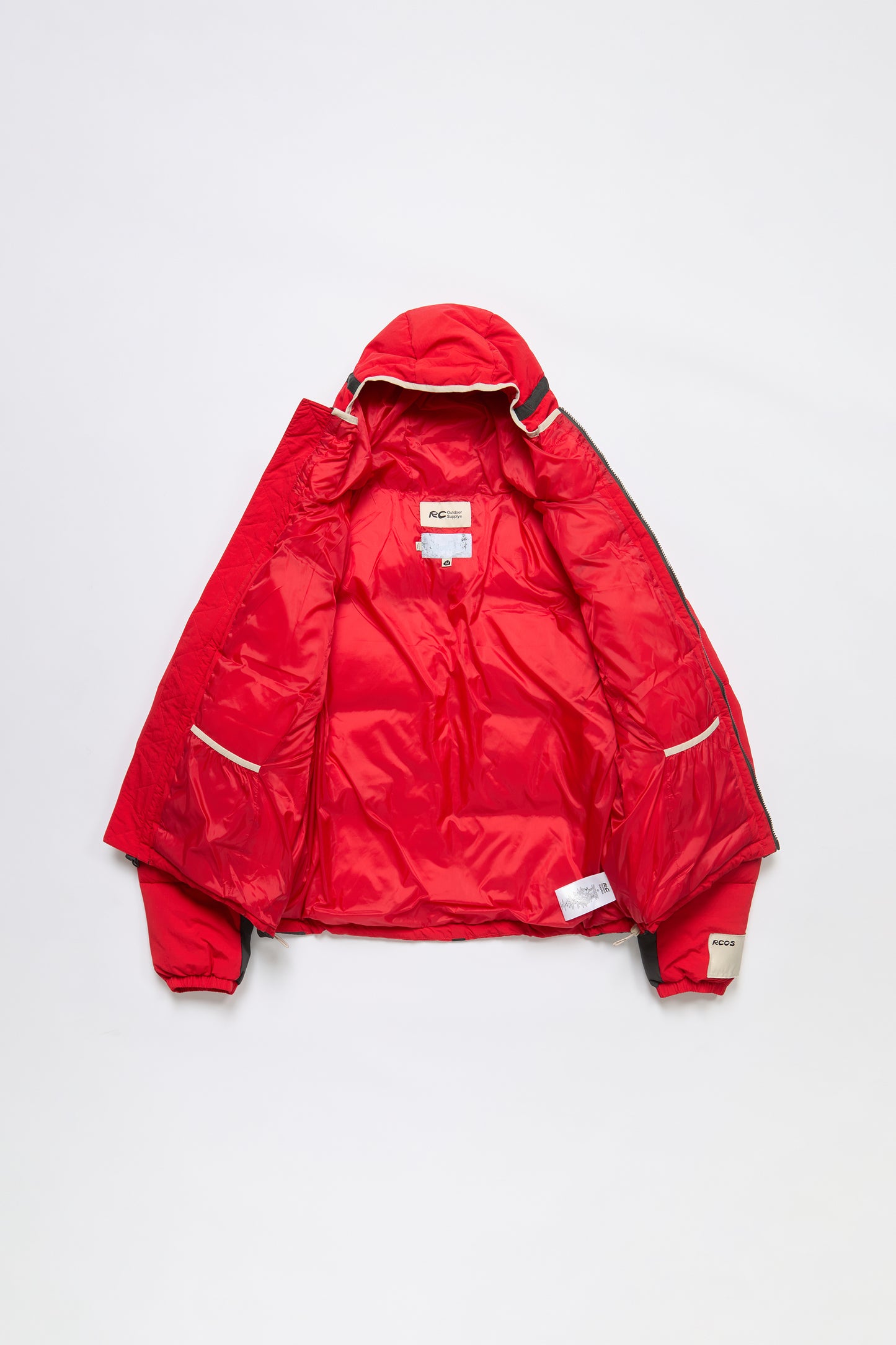 Hooded Puffer Jacket in Red