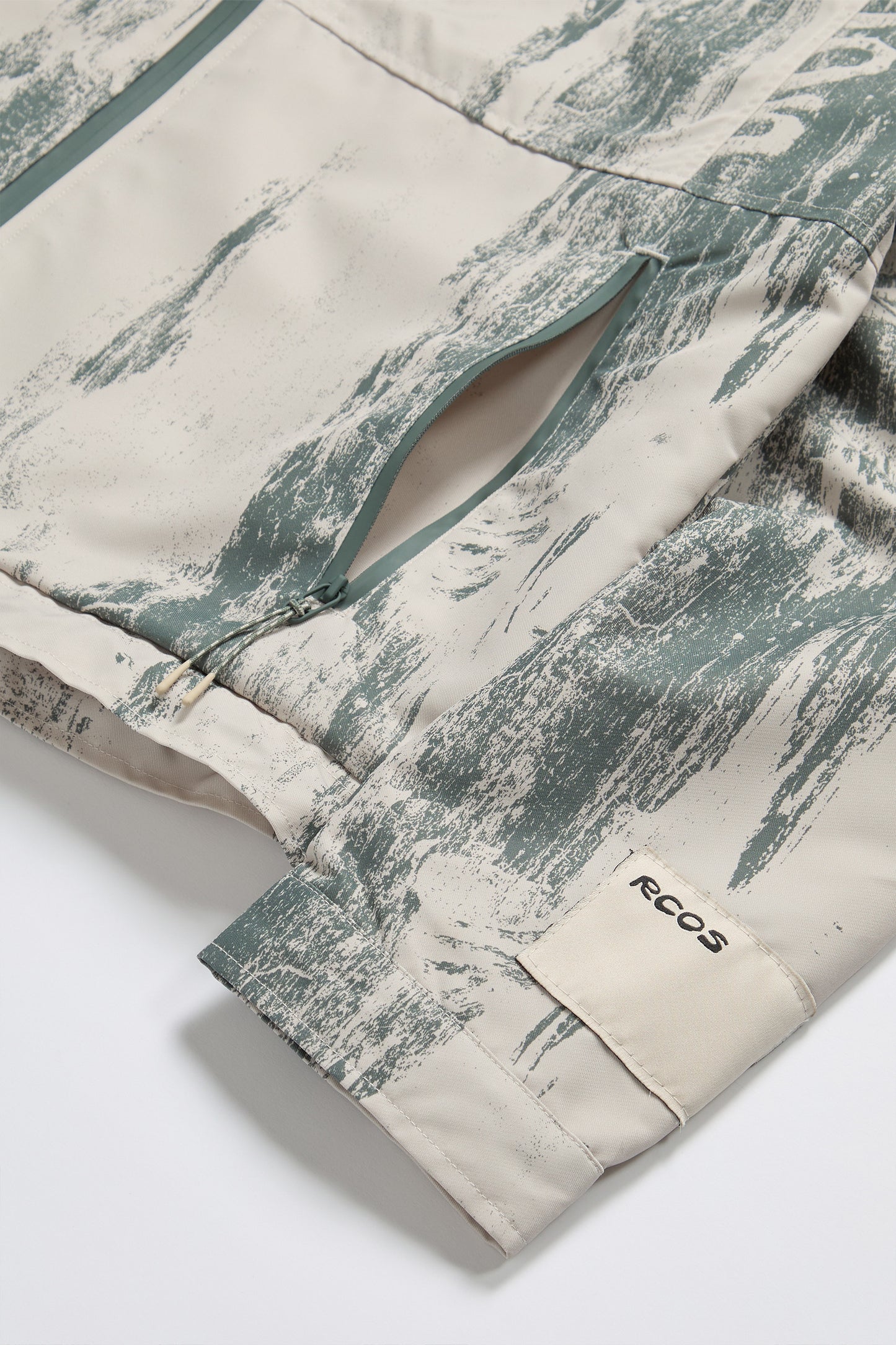 Nylon Work Jacket in Green Tree Bark Camo