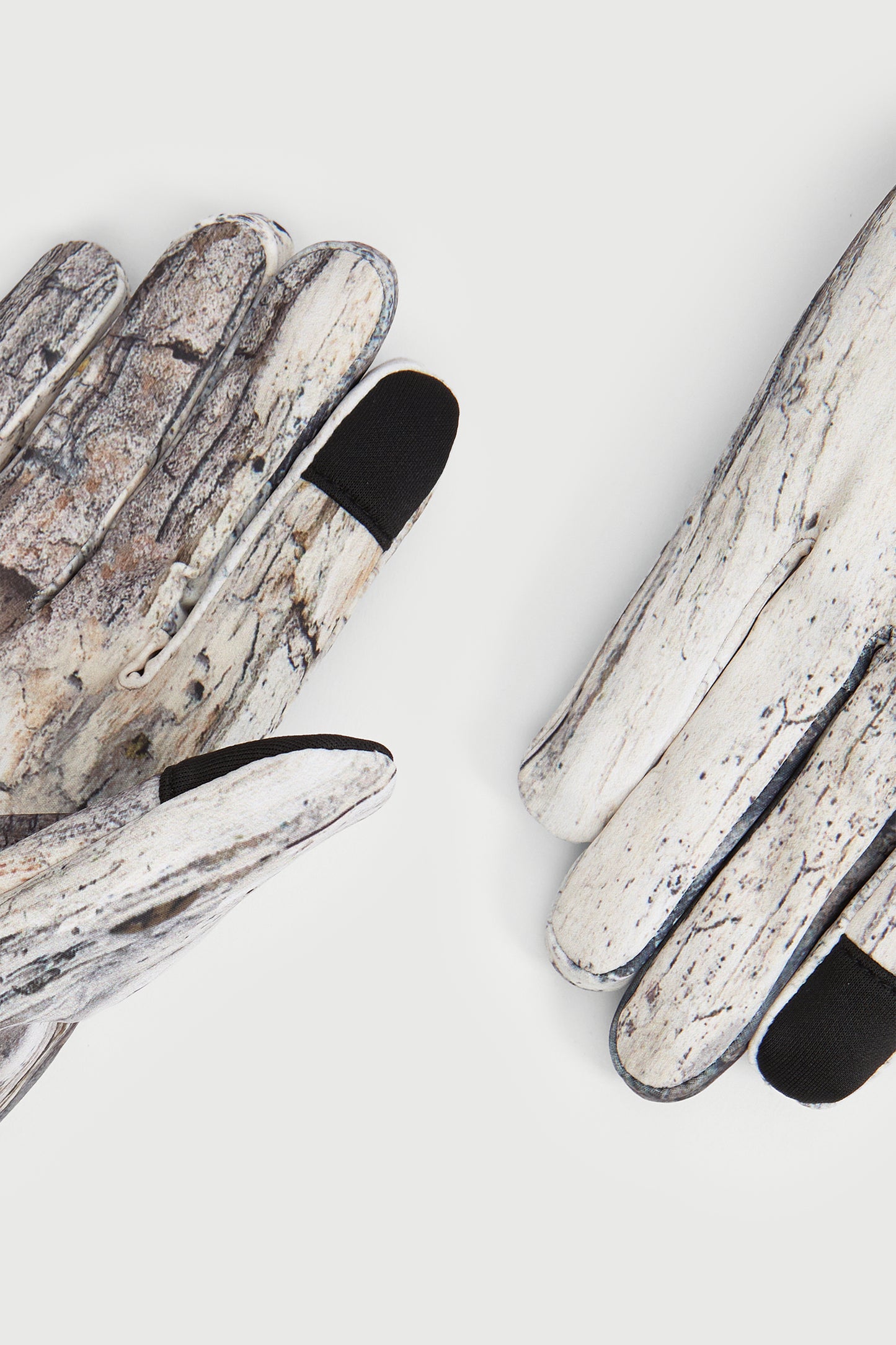 Runyon Glove in Tree Bark Camo