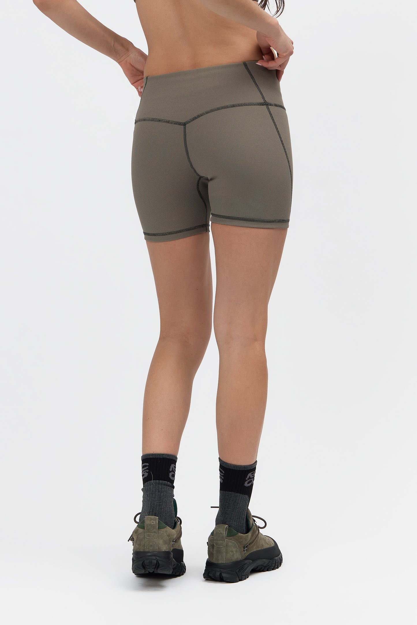 Trail Ribbed Short